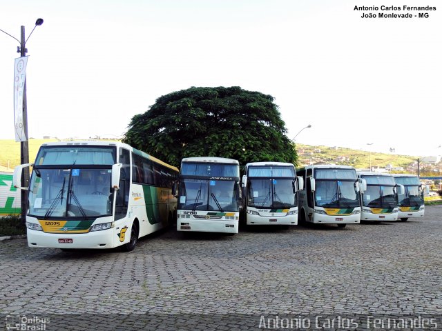 Empresa Gontijo de Transportes 12075 na cidade de João Monlevade, Minas Gerais, Brasil, por Antonio Carlos Fernandes. ID da foto: 4725882.