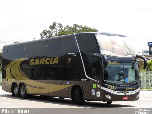 Viação Garcia 7257 na cidade de Curitiba, Paraná, Brasil, por Altair Júnior. Número da foto: #4751263.