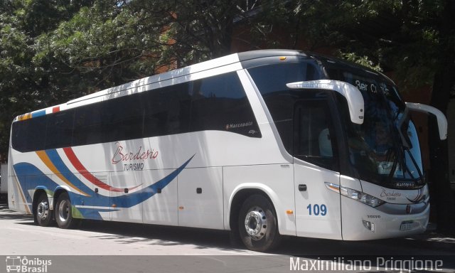 Bardesio Turismo 109 na cidade de Xapuri, Acre, Brasil, por Maximiliano Priggione  Maximilianopriggione. Número da foto: #4751133.