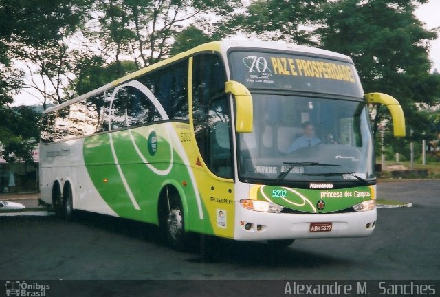 Expresso Princesa dos Campos 5202 na cidade de Francisco Beltrão, Paraná, Brasil, por Alexandre M.  Sanches. Número da foto: #4753537.