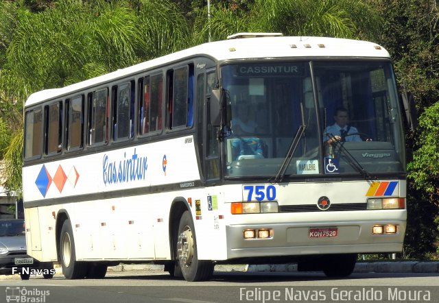 Cassintur 750 na cidade de Aparecida, São Paulo, Brasil, por Felipe Navas Geraldo Moura . Número da foto: #4755384.