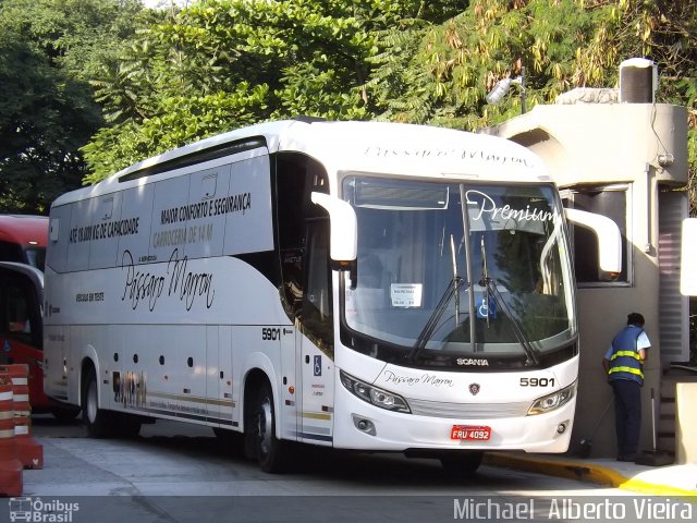 Empresa de Ônibus Pássaro Marron 5901 na cidade de São Paulo, São Paulo, Brasil, por Michael  Alberto Vieira. ID da foto: 4756479.