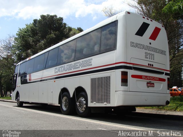 Auto Viação Catarinense 2111 na cidade de Curitiba, Paraná, Brasil, por Alexandre M.  Sanches. ID da foto: 4758650.