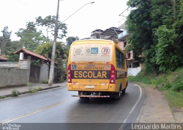 Escolares 8319 na cidade de Nova Friburgo, Rio de Janeiro, Brasil, por Leonardo Correa Gomes Martins. ID da foto: 4764738.