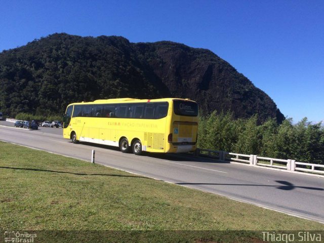Viação Itapemirim 8863 na cidade de Teresópolis, Rio de Janeiro, Brasil, por Thiago Silva. Número da foto: #4764675.