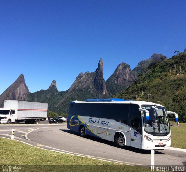 Top Line Turismo 2050 na cidade de Teresópolis, Rio de Janeiro, Brasil, por Thiago Silva. Número da foto: #4764667.