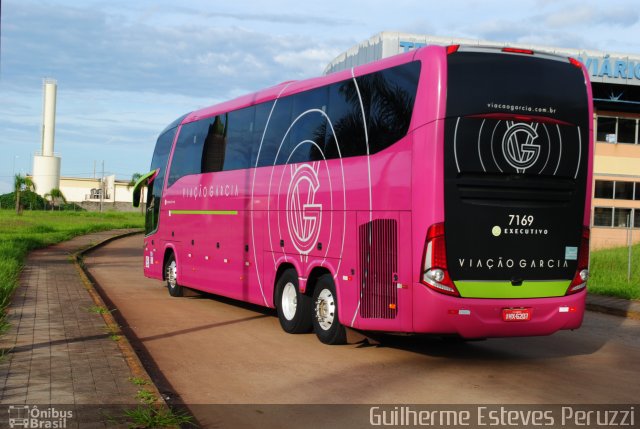 Viação Garcia 7169 na cidade de Campo Mourão, Paraná, Brasil, por Guilherme Esteves Peruzzi. Número da foto: #4769381.