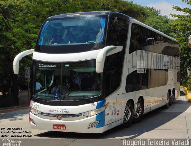 Auto Viação Catarinense 3510 na cidade de São Paulo, São Paulo, Brasil, por Rogério Teixeira Varadi. Número da foto: #4728291.