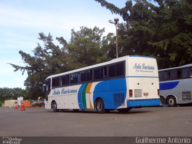 Ônibus Particulares 3028 na cidade de Araxá, Minas Gerais, Brasil, por Guilherme Antonio. Número da foto: #4728944.