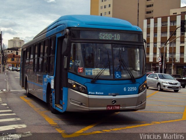 TUPI - Transportes Urbanos Piratininga 6 2250 na cidade de São Paulo, São Paulo, Brasil, por Vinicius Martins. ID da foto: 4775012.