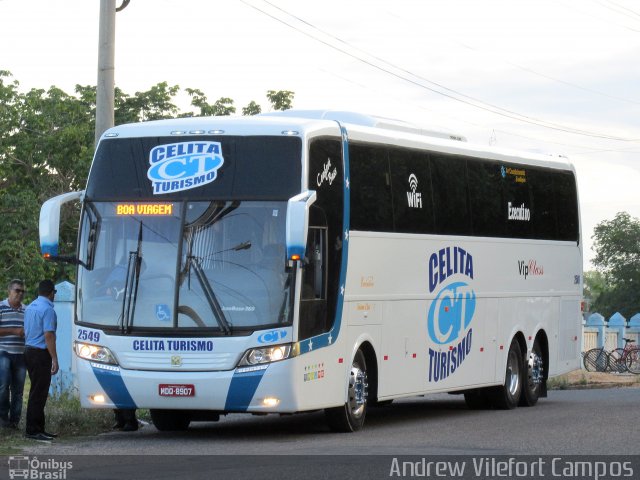 Celita Turismo 2549 na cidade de Pirapora, Minas Gerais, Brasil, por Andrew Campos. Número da foto: #4774639.