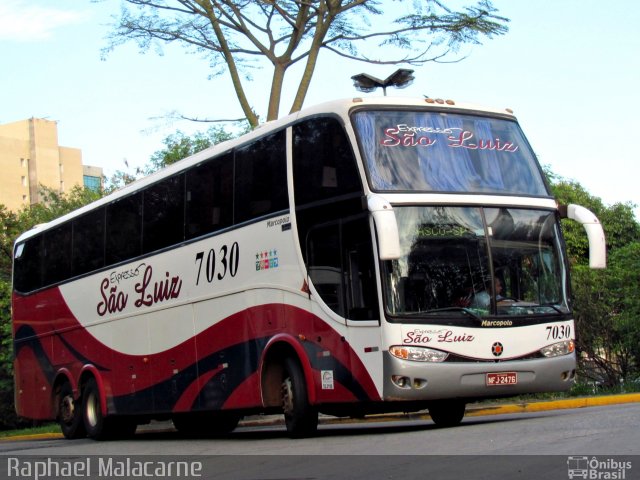 Expresso São Luiz 7030 na cidade de São Paulo, São Paulo, Brasil, por Raphael Malacarne. Número da foto: #4776058.