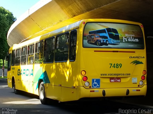 Viação Garcia 7489 na cidade de Londrina, Paraná, Brasil, por Rogério César. Número da foto: #4777405.