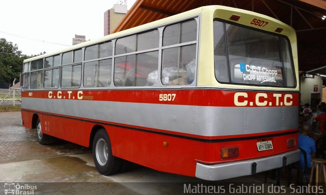 Ônibus Particulares 5807 na cidade de Campinas, São Paulo, Brasil, por Matheus Gabriel dos Santos. Número da foto: #4779806.
