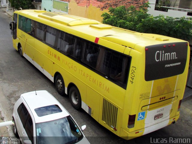 Viação Itapemirim 44093 na cidade de Serra Talhada, Pernambuco, Brasil, por Lucas Ramon. Número da foto: #4779284.