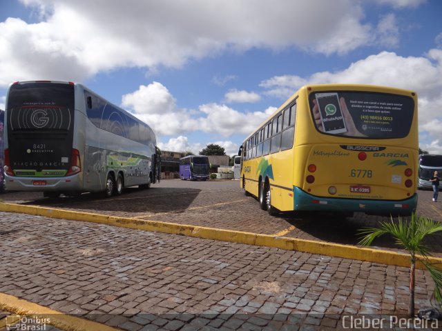 Viação Garcia 6778 na cidade de Londrina, Paraná, Brasil, por Cleber Luiz Pereira. ID da foto: 4784424.