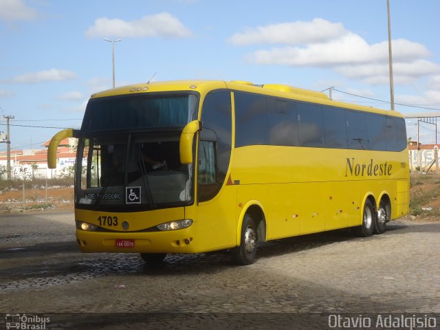 Viação Nordeste 1703 na cidade de Mossoró, Rio Grande do Norte, Brasil, por Otavio Adalgisio. Número da foto: #4782414.