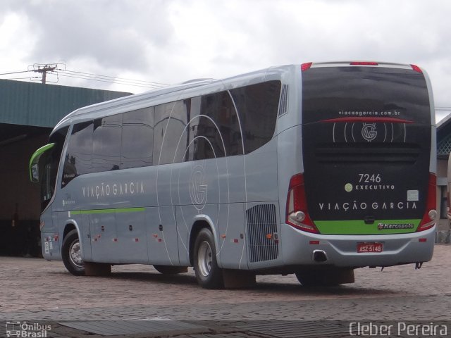 Viação Garcia 7246 na cidade de Londrina, Paraná, Brasil, por Cleber Luiz Pereira. ID da foto: 4784367.