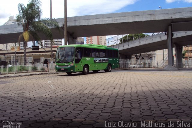 Viação Santa Edwiges 69811 na cidade de Belo Horizonte, Minas Gerais, Brasil, por Luiz Otavio Matheus da Silva. Número da foto: #4783193.