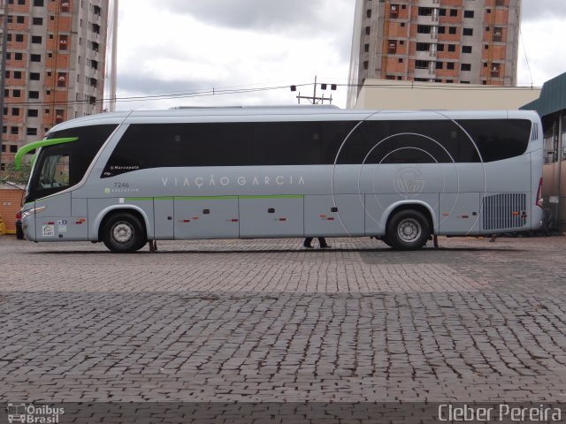 Viação Garcia 7246 na cidade de Londrina, Paraná, Brasil, por Cleber Luiz Pereira. ID da foto: 4784386.