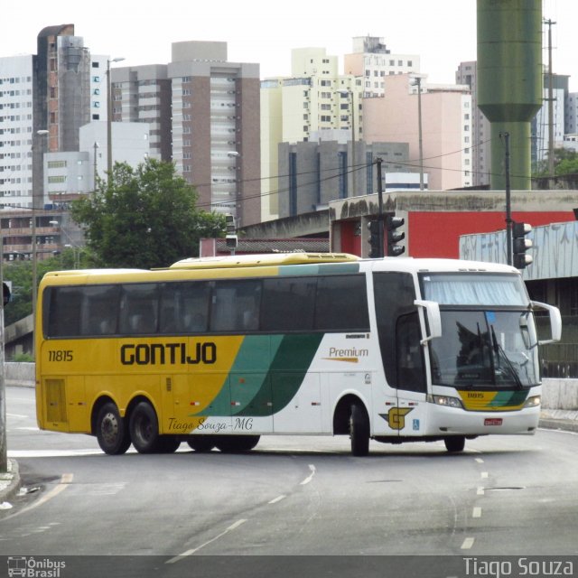 Empresa Gontijo de Transportes 11815 na cidade de Belo Horizonte, Minas Gerais, Brasil, por Tiago Wenceslau de Souza. ID da foto: 4787877.