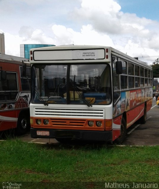 Prefeitura Municipal de Anápolis KBR-1297 na cidade de Anápolis, Goiás, Brasil, por Matheus Januario. Número da foto: #4793313.