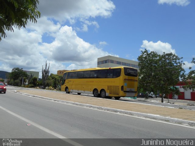 Viação Itapemirim 8863 na cidade de Itaobim, Minas Gerais, Brasil, por Juninho Nogueira. ID da foto: 4797258.