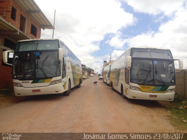 Empresa Gontijo de Transportes 12165 na cidade de Minas Novas, Minas Gerais, Brasil, por Josimar Gomes Simoes. ID da foto: 4798400.