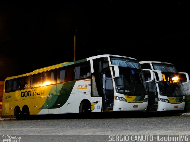 Empresa Gontijo de Transportes 12110 na cidade de Itaobim, Minas Gerais, Brasil, por Sérgio Augusto Braga Canuto. ID da foto: 4732330.