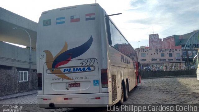 Pluma Conforto e Turismo 4939 na cidade de Belo Horizonte, Minas Gerais, Brasil, por Luis Philippe Cardoso Coelho. Número da foto: #4732344.