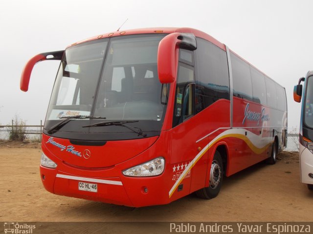 Buses Jimenez Hnos. 46 na cidade de Pichilemu, Cardenal Caro, Libertador General Bernardo O'Higgins, Chile, por Pablo Andres Yavar Espinoza. Número da foto: #4800749.