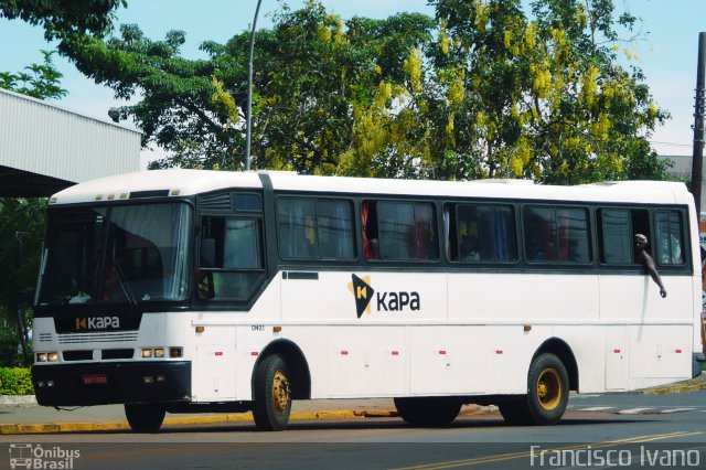 Ônibus Particulares 03 na cidade de Assis, São Paulo, Brasil, por Francisco Ivano. Número da foto: #4806441.
