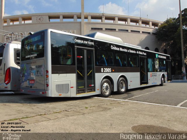Viação Gato Preto 8 2005 na cidade de São Paulo, São Paulo, Brasil, por Rogério Teixeira Varadi. Número da foto: #4804592.
