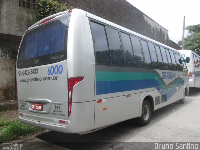 Grandino Transportes 6000 na cidade de Taboão da Serra, São Paulo, Brasil, por Bruno Santino. Número da foto: #4733776.