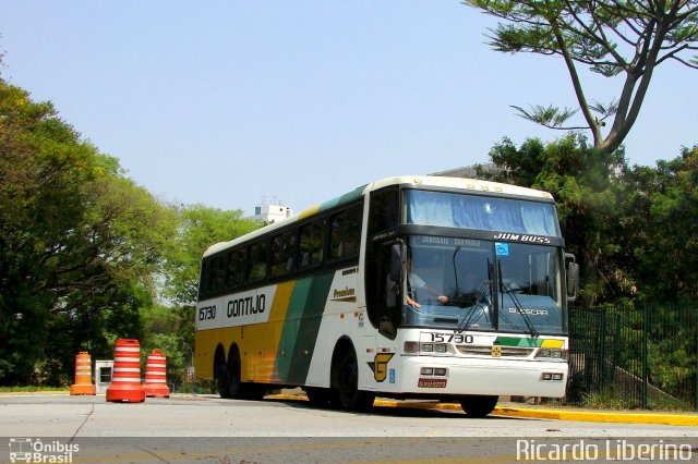 Empresa Gontijo de Transportes 15730 na cidade de São Paulo, São Paulo, Brasil, por Ricardo Liberino. ID da foto: 4737964.