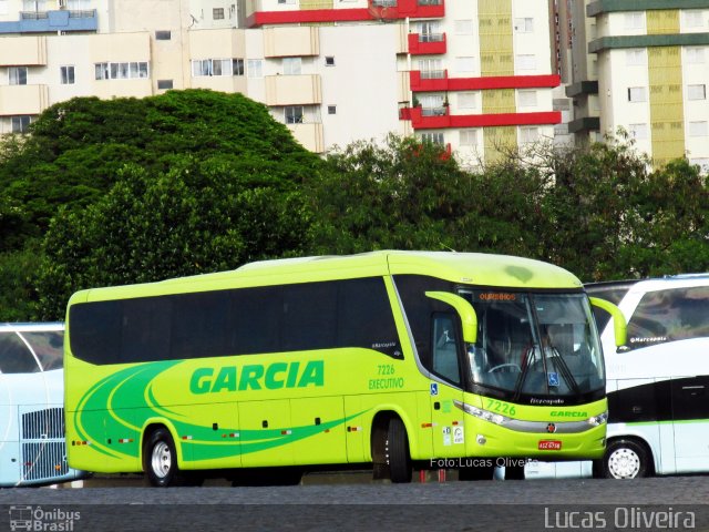 Viação Garcia 7226 na cidade de Londrina, Paraná, Brasil, por Lucas Oliveira . Número da foto: #4735280.