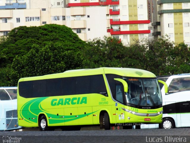 Viação Garcia 7226 na cidade de Londrina, Paraná, Brasil, por Lucas Oliveira . ID da foto: 4735280.