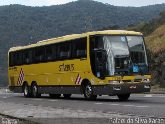 Viação Itapemirim 44019 na cidade de Petrópolis, Rio de Janeiro, Brasil, por Rafael da Silva Xarão. ID da foto: 4740157.