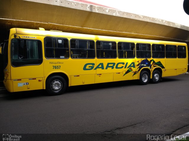 Viação Garcia 7657 na cidade de Londrina, Paraná, Brasil, por Rogério César. Número da foto: #4738522.