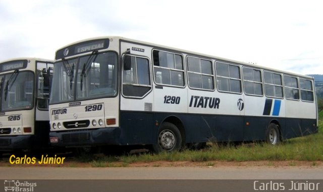Itatur 1290 na cidade de Goiânia, Goiás, Brasil, por Carlos Júnior. Número da foto: #4741976.