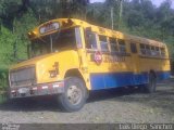 Autotransportes Ruta 710 LB 1728 na cidade de Talamanca, Limón, Costa Rica, por Luis Diego  Sánchez. ID da foto: :id.