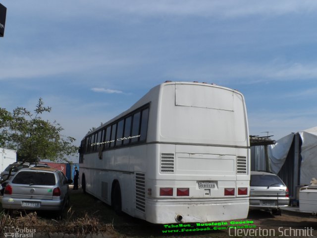 Motorhomes 2239 na cidade de Esteio, Rio Grande do Sul, Brasil, por Cleverton Schmitt. Número da foto: #4747487.