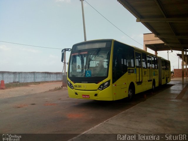 Taguatur - Taguatinga Transporte e Turismo 100.301 na cidade de São Luís, Maranhão, Brasil, por Rafael Teixeira. Número da foto: #5388705.