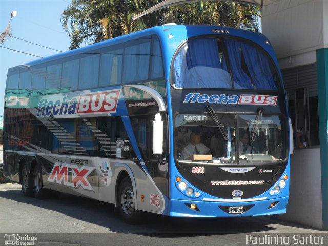 Flecha Bus 8853 na cidade de Balneário Camboriú, Santa Catarina, Brasil, por Paulinho Sartor. Número da foto: #5411294.