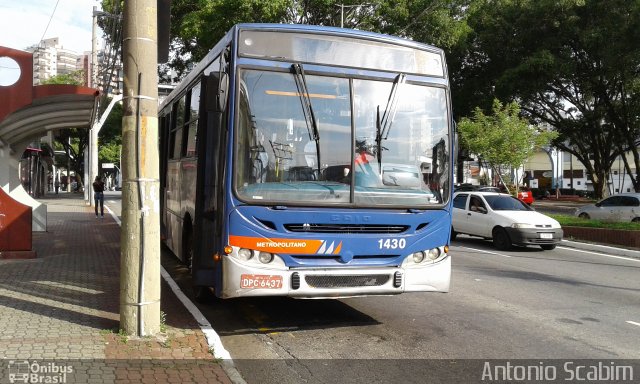 Viação Ribeirão Pires 1430 na cidade de São Caetano do Sul, São Paulo, Brasil, por Antonio Scabim. ID da foto: 5410142.