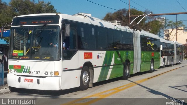 Metra - Sistema Metropolitano de Transporte 8107 na cidade de São Bernardo do Campo, São Paulo, Brasil, por Luiz Henrique Fornazari Toledo. Número da foto: #5409905.