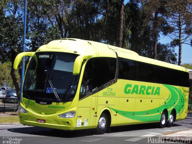 Viação Garcia 7729 na cidade de Curitiba, Paraná, Brasil, por Paulo Gustavo. Número da foto: #5415990.