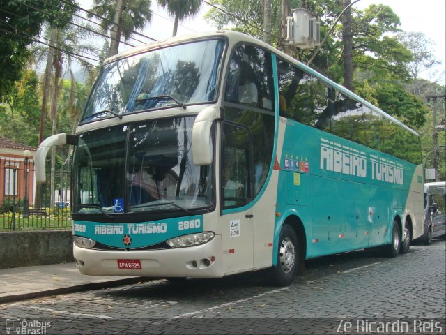 Ribeiro Turismo 2860 na cidade de Petrópolis, Rio de Janeiro, Brasil, por Zé Ricardo Reis. Número da foto: #5415438.