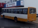 Ônibus Particulares 0916 na cidade de Inhumas, Goiás, Brasil, por Paulo Roberto de Morais Amorim. Número da foto: #:id.
