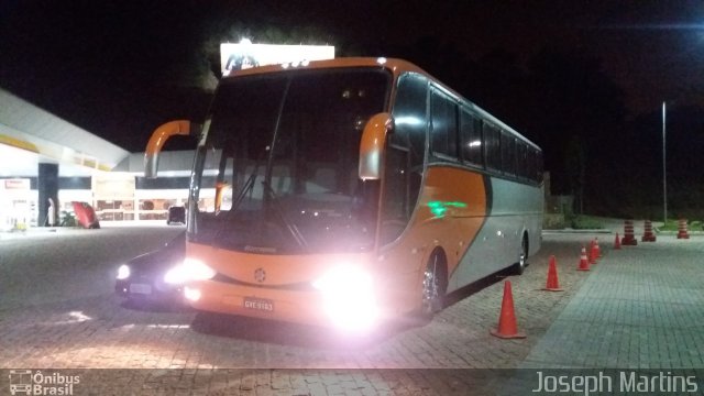 Transléo Locadora 4010 na cidade de Mairinque, São Paulo, Brasil, por Joseph Martins. Número da foto: #5422570.